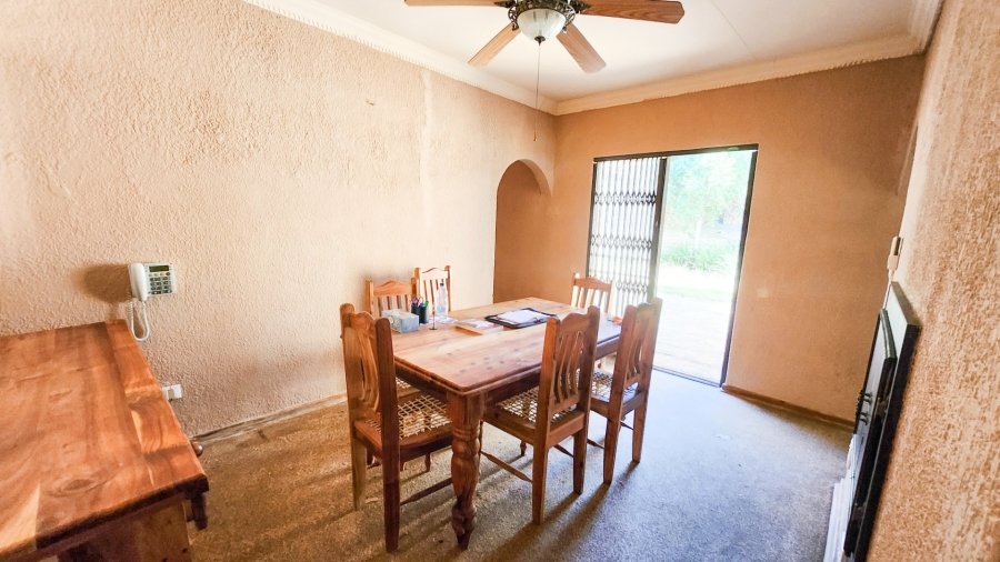 3 Bedroom Property for Sale in La Hoff North West
